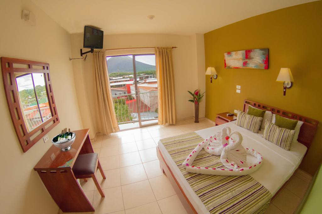 Hotel La Fortuna Екстериор снимка