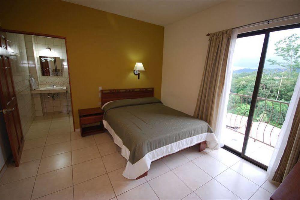 Hotel La Fortuna Екстериор снимка