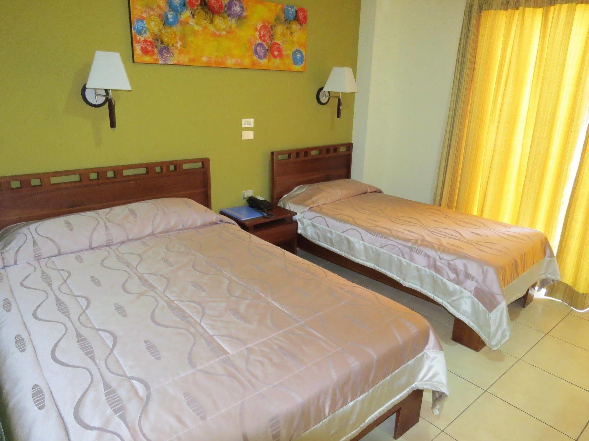 Hotel La Fortuna Екстериор снимка