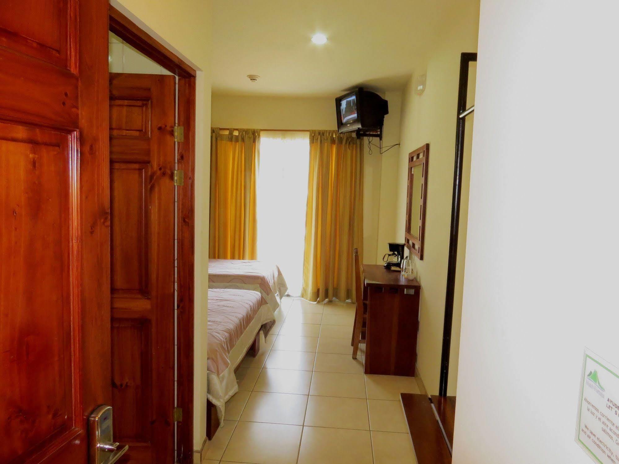Hotel La Fortuna Екстериор снимка