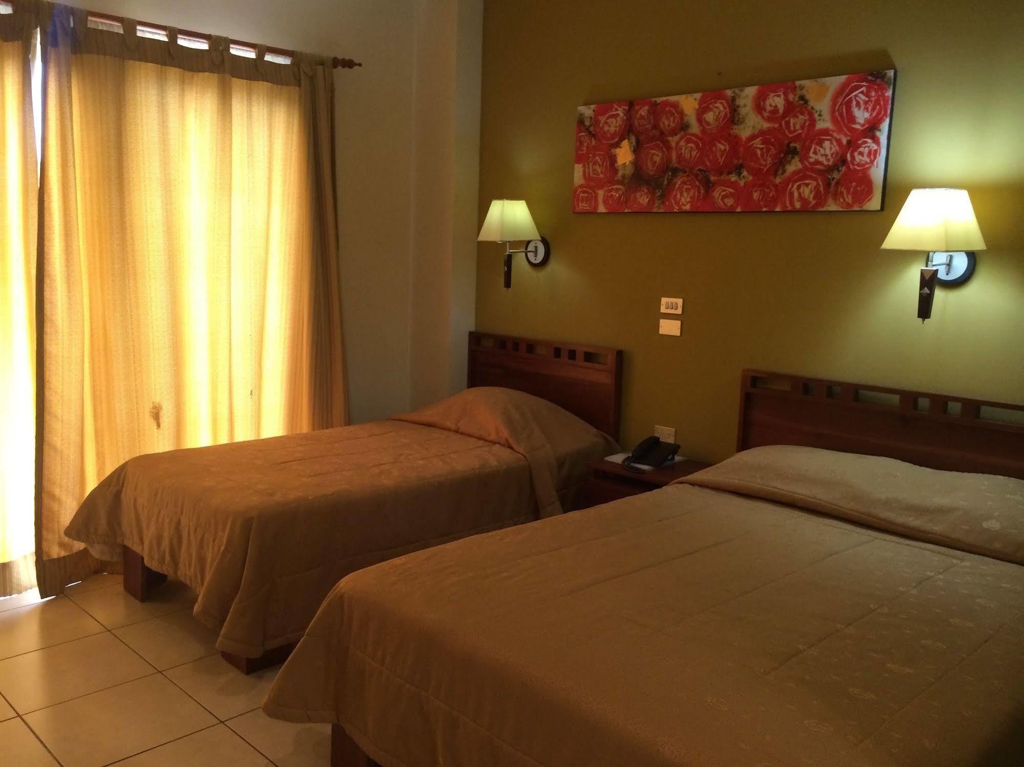 Hotel La Fortuna Екстериор снимка